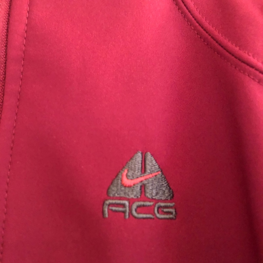 ACG Jacket - Picture 2 of 5